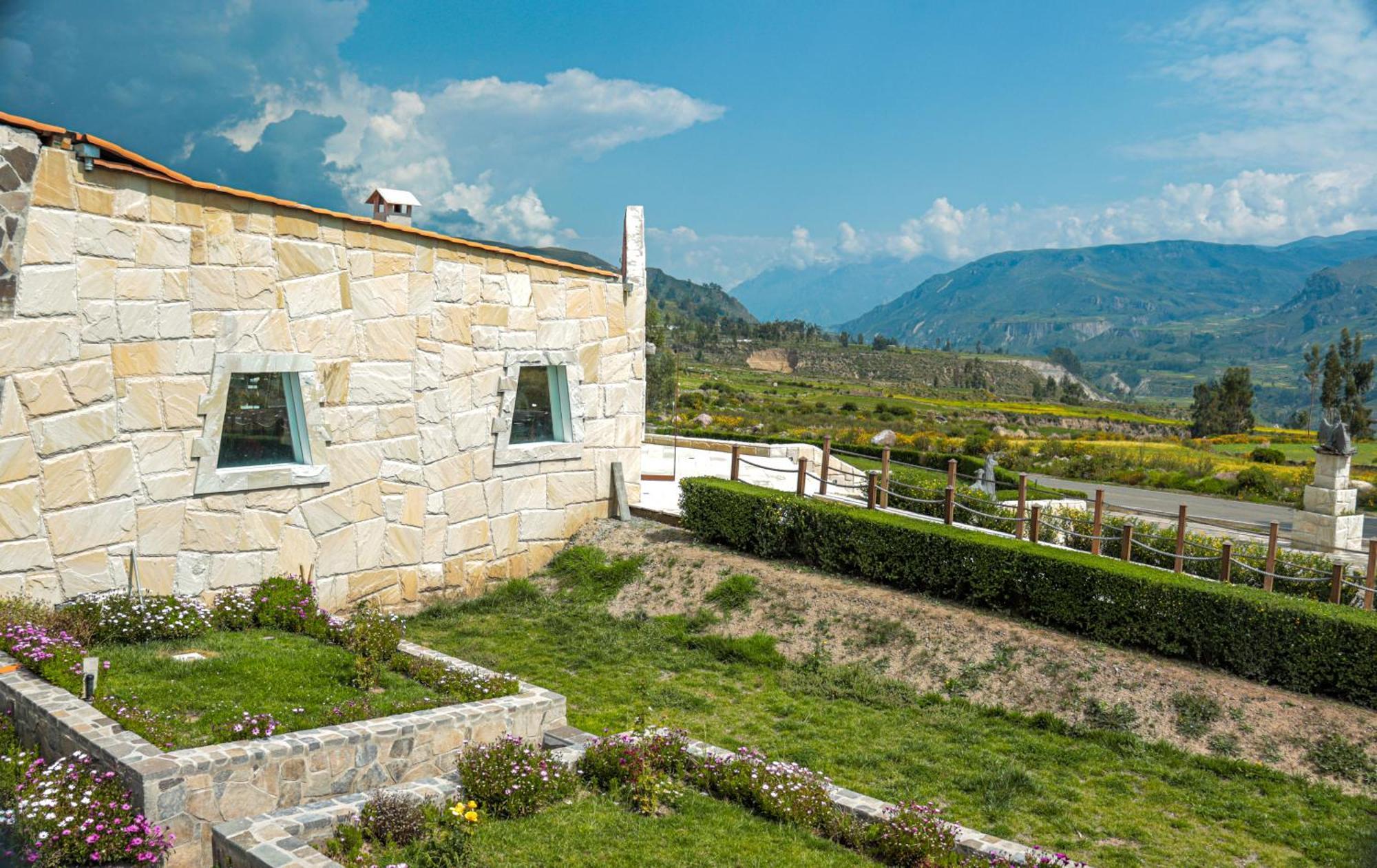 Hotel Puerta Del Sol Colca Yanque Eksteriør bilde
